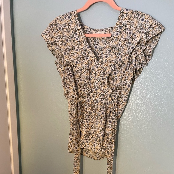 Small Floral Blouse - Picture 3 of 4